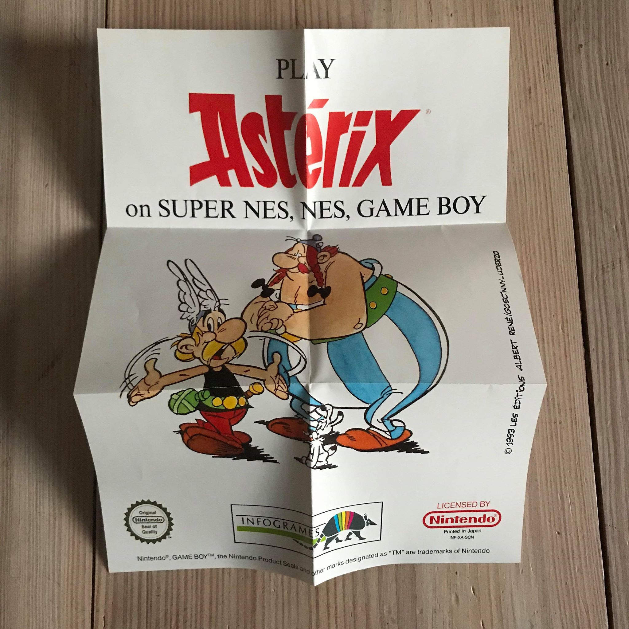 Astérix SCN Back of the box