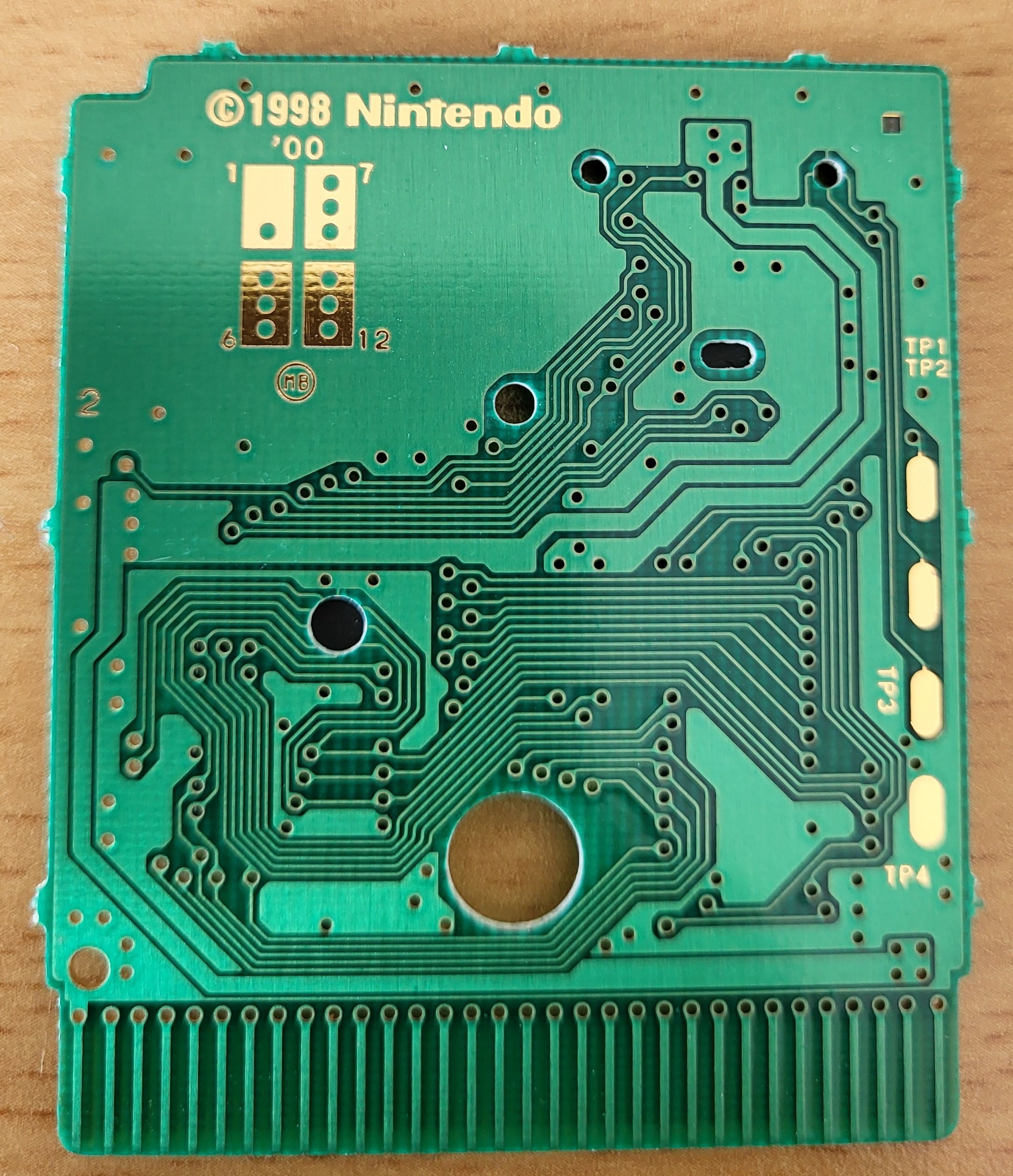 Pokemon Version bleue NFRA-3 Back of the PCB